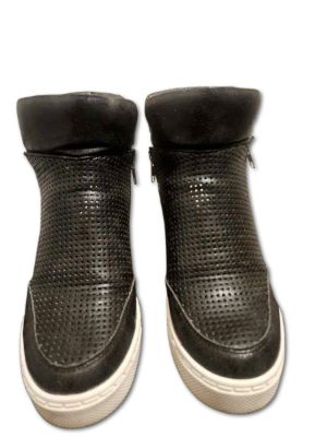 LINQSP BLACK - SM REBOOTED sold by Steve Madden