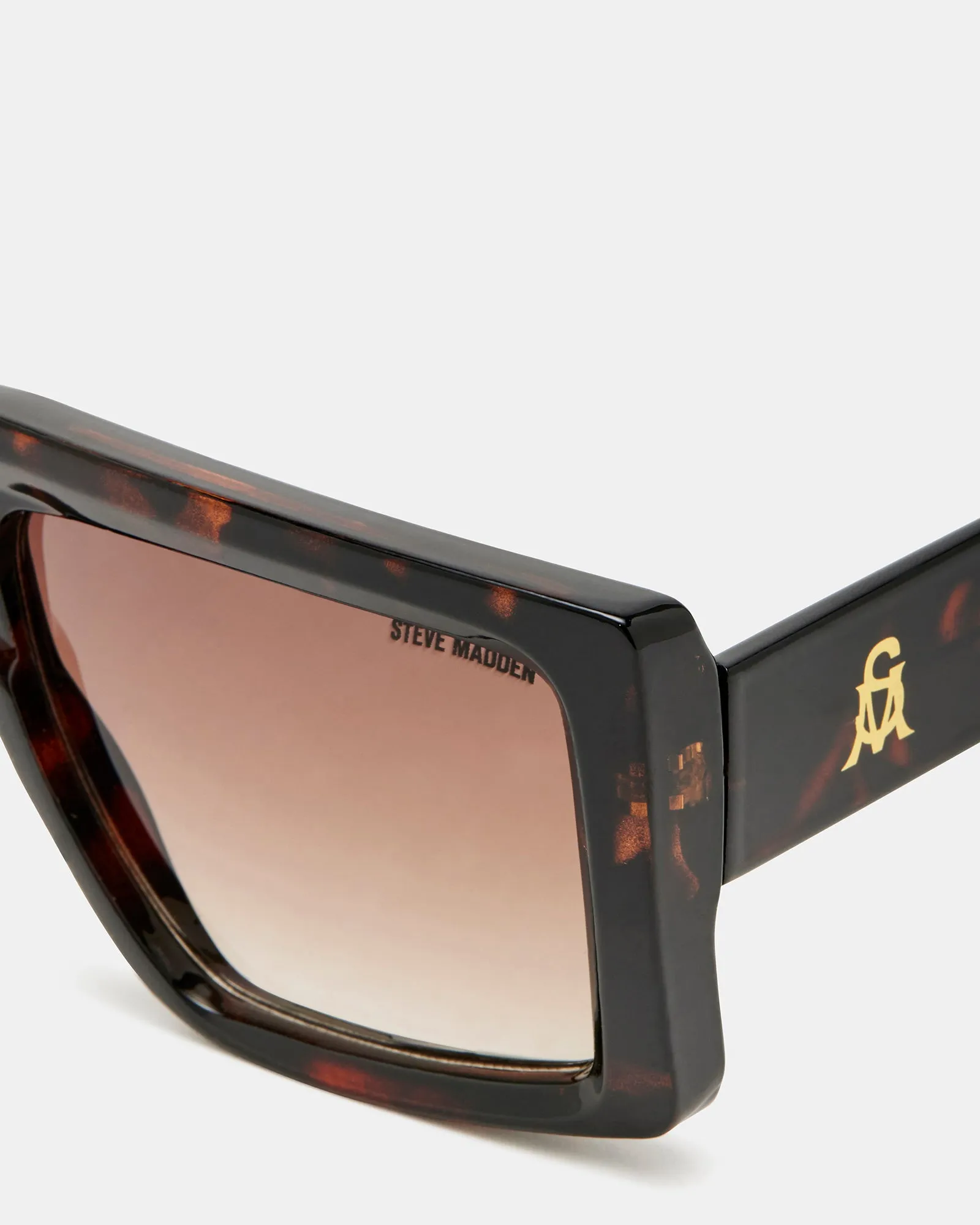 LOGEN SUNGLASSES TORTOISE sold by Steve Madden product image thumbnail 3
