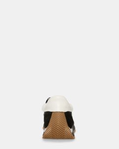 KENNIE BLACK/WHITE sold by Steve Madden