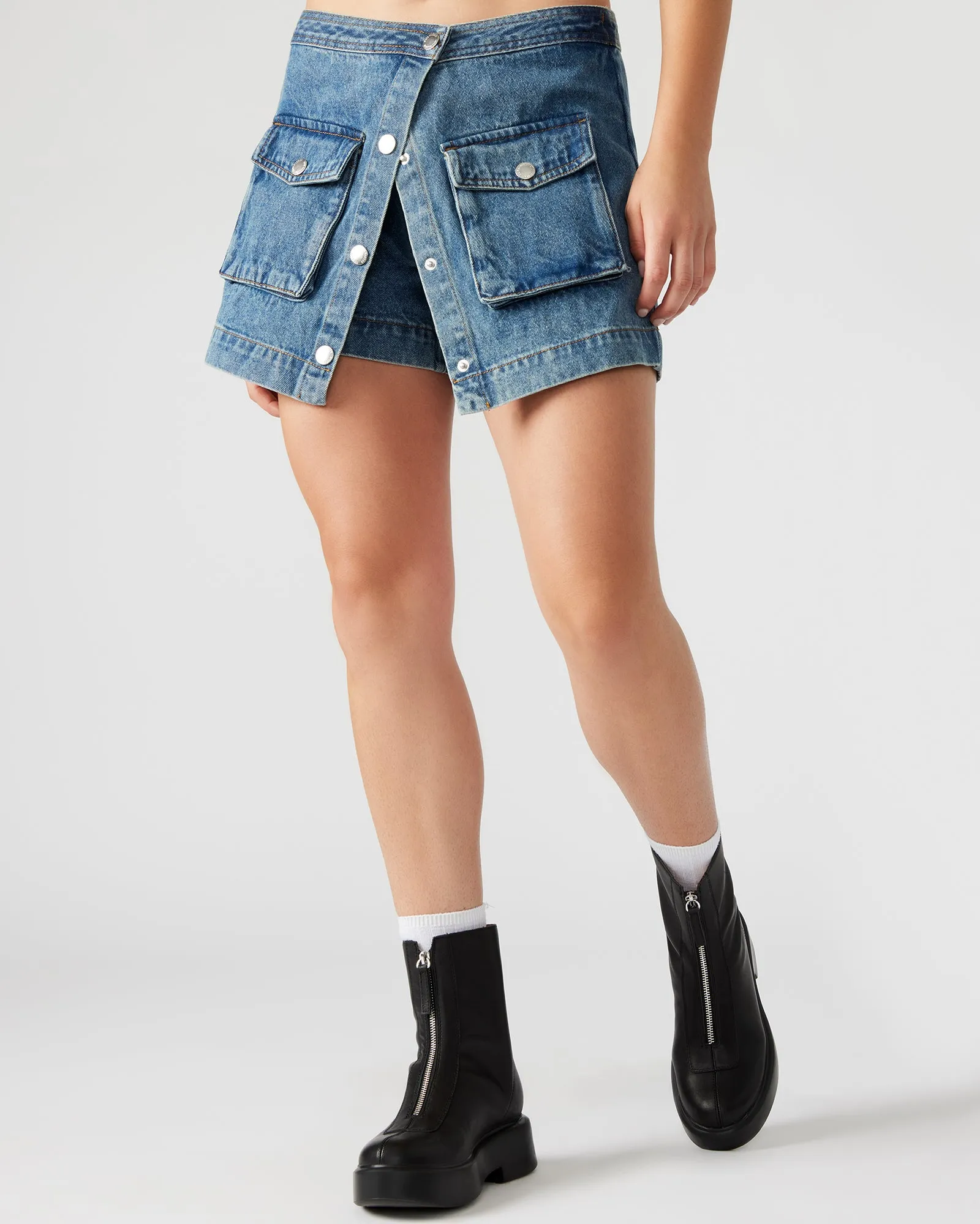 JENNIFER DENIM SKORT sold by Steve Madden product image thumbnail 3