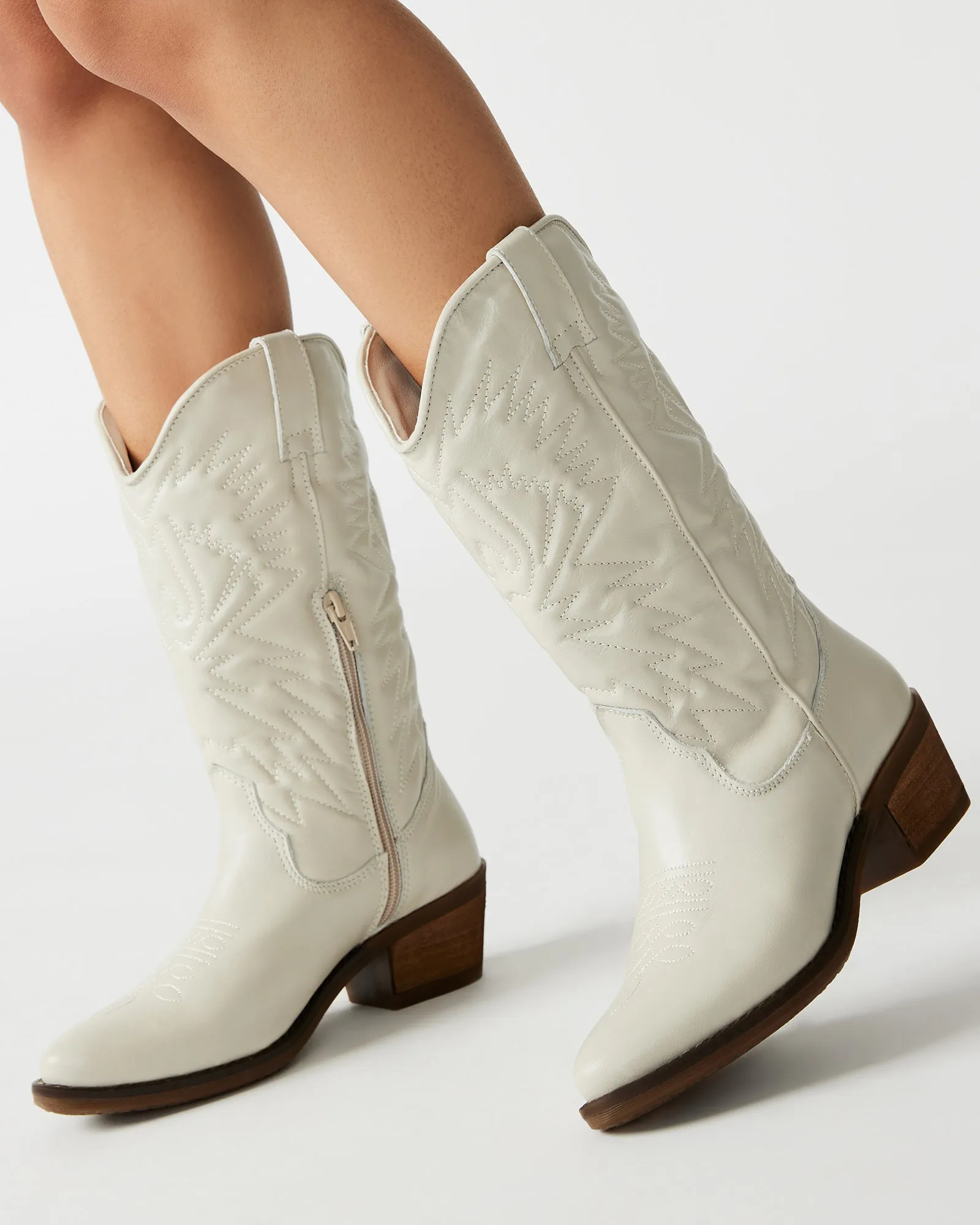 HAYWARD WHITE LEATHER sold by Steve Madden product image thumbnail 2