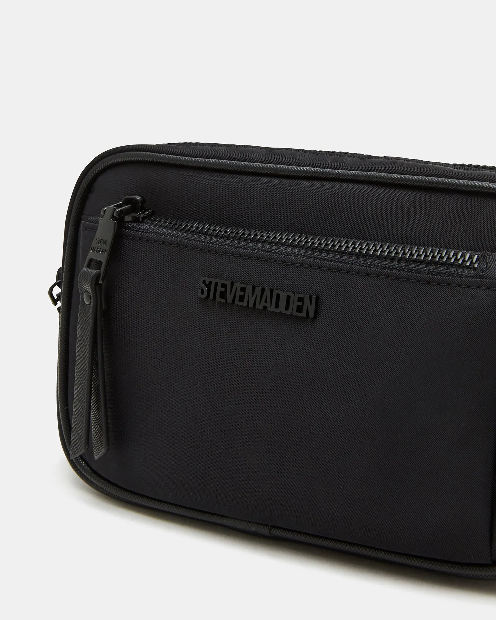 FANG BELT BAG BLACK/BLACK sold by Steve Madden product image thumbnail 3