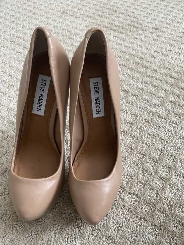 DEJAVU LEATHER UPPER PLATFORM PUMPS - SM REBOOTED sold by Steve Madden product image thumbnail 2