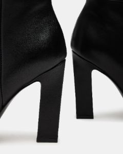 ARCHERS BLACK LEATHER - SM REBOOTED sold by Steve Madden