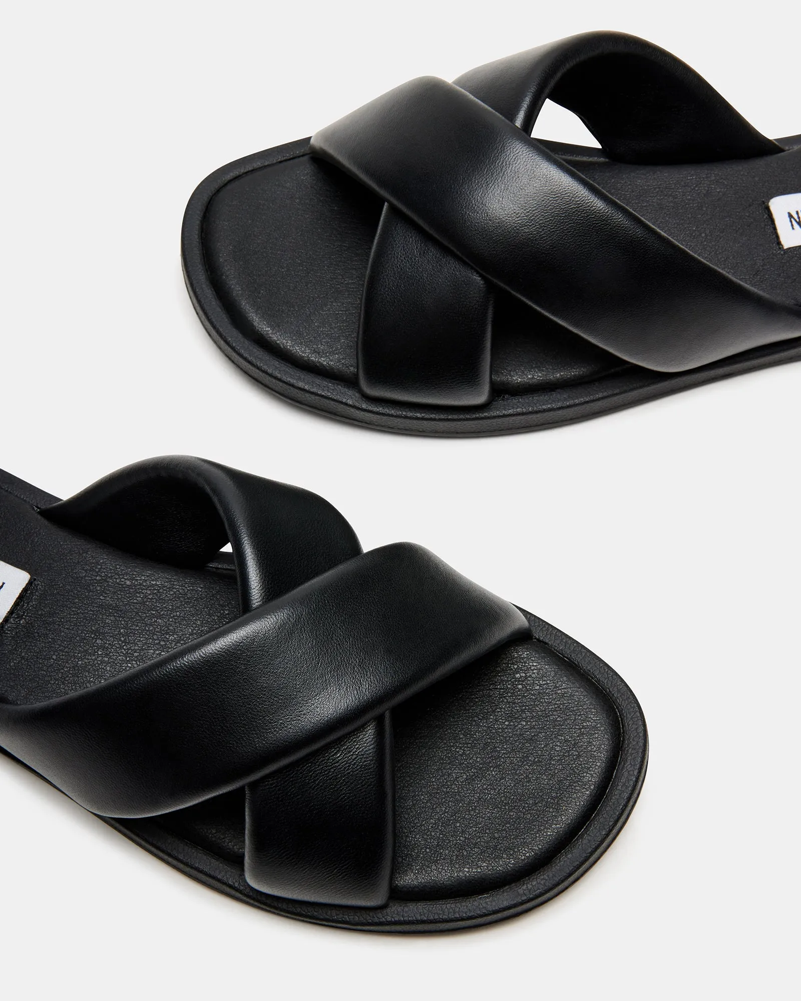 KLARKE BLACK LEATHER sold by Steve Madden product image thumbnail 4