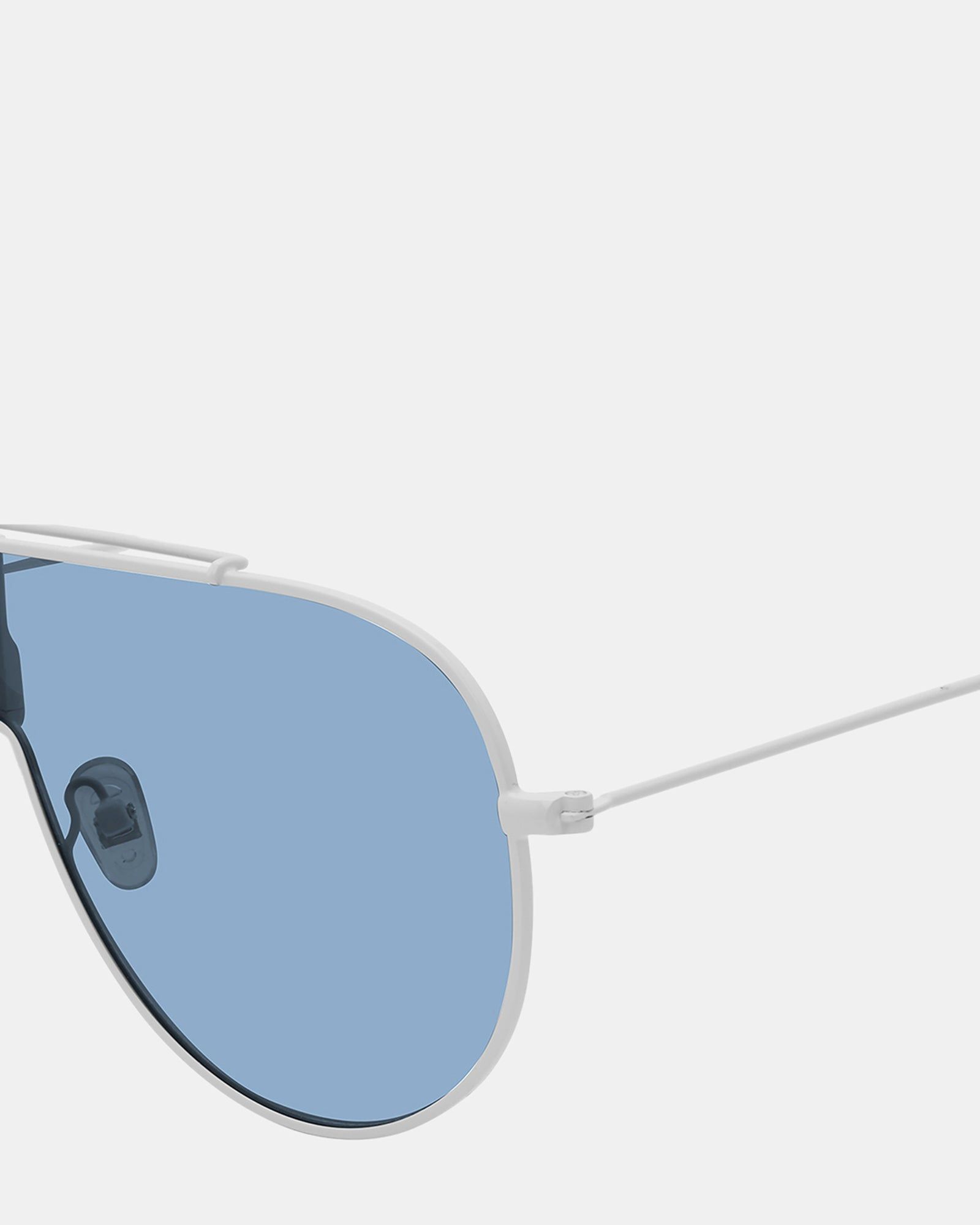 MAXWELL SUNGLASSES WHITE sold by Steve Madden product image thumbnail 4