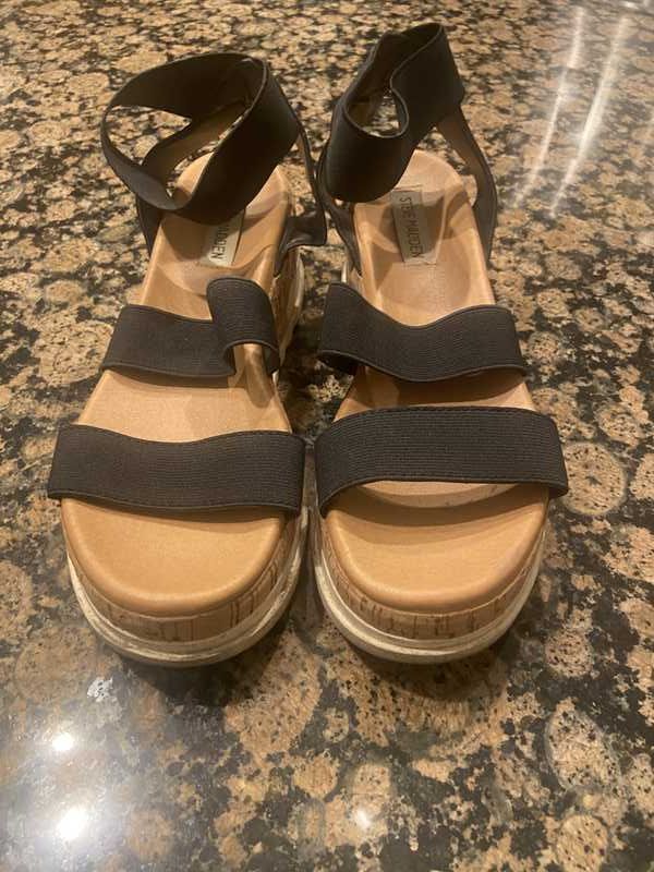 BANDI BLACK- SM REBOOTED sold by Steve Madden product image thumbnail 2