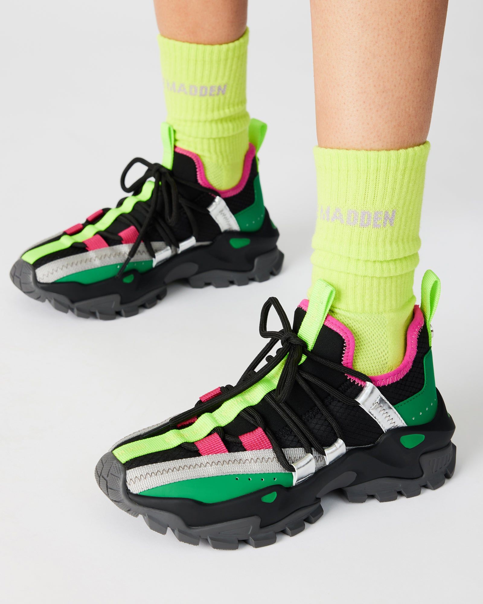 KEEGAN BLACK MULTI sold by Steve Madden product image thumbnail 2