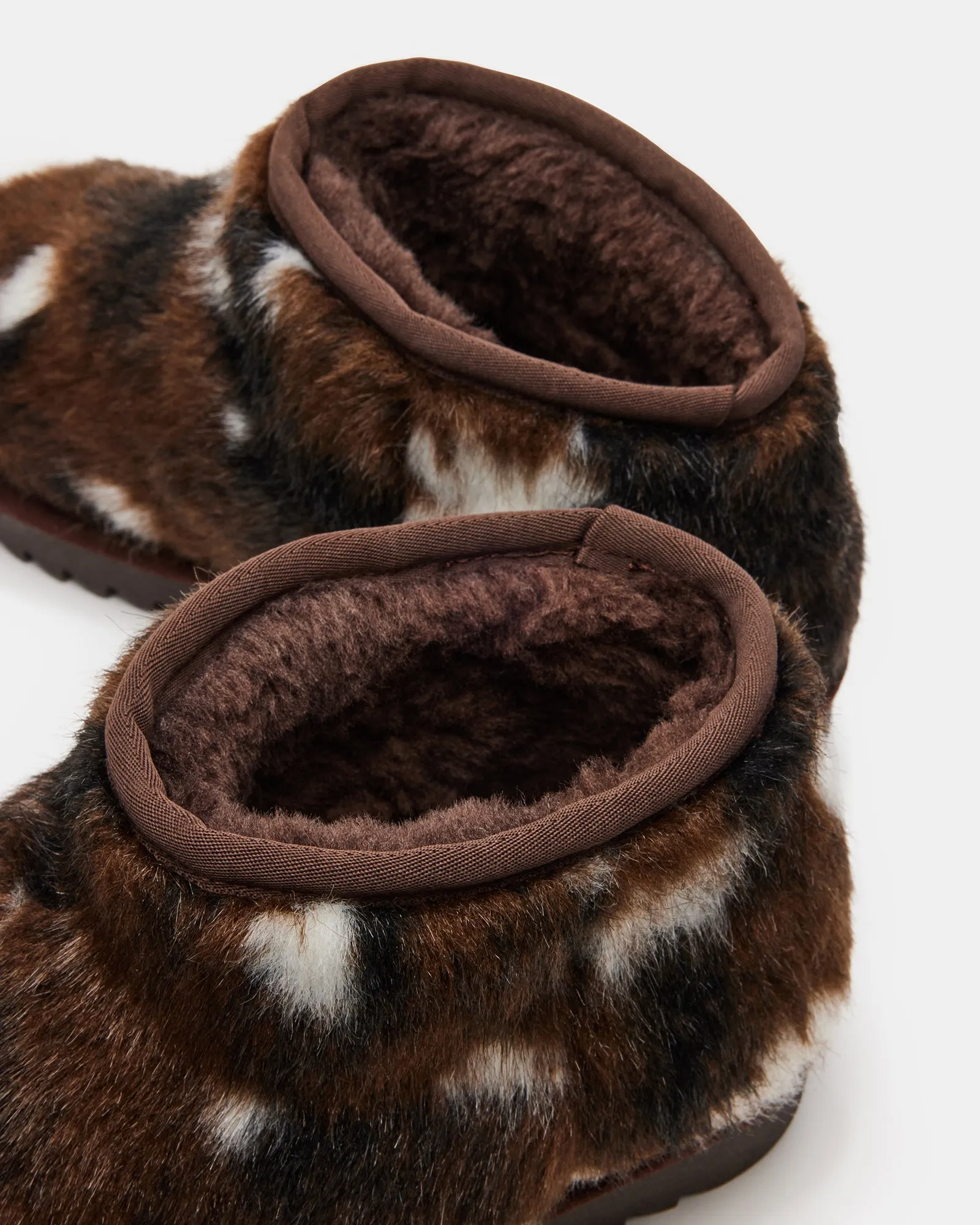 CABIN FAUX FUR MULTI sold by Steve Madden product image thumbnail 3