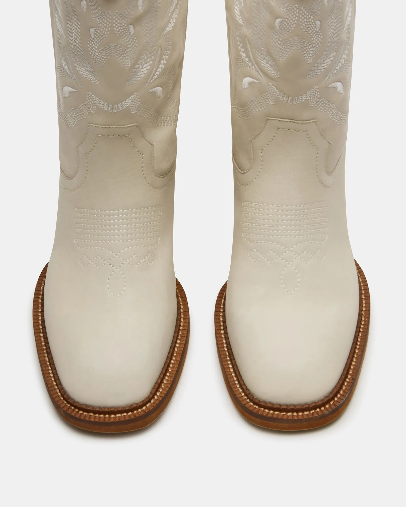 FRONTIER WHITE LEATHER sold by Steve Madden product image thumbnail 4