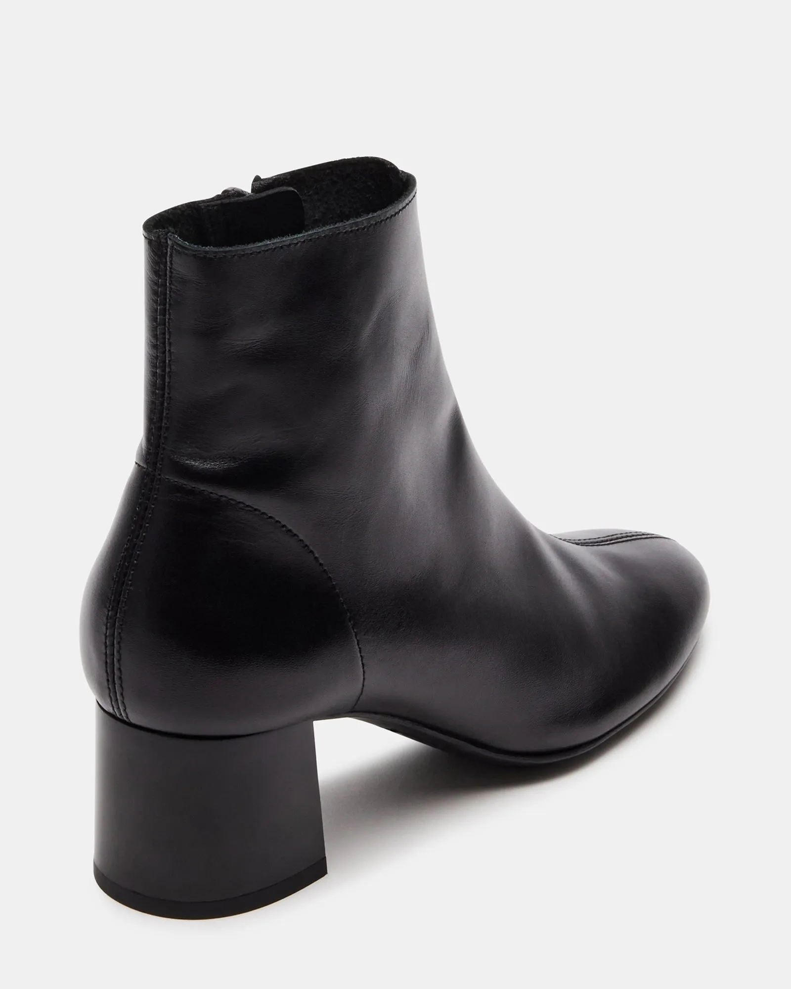 KINZIE BLACK LEATHER sold by Steve Madden product image thumbnail 5