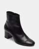 KINZIE BLACK LEATHER sold by Steve Madden