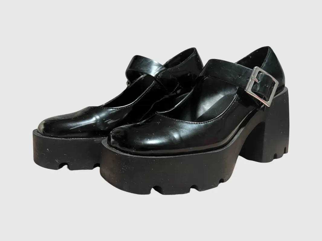 CHUNKY PLATFORM HEELS BLACK - SM REBOOTED sold by Steve Madden