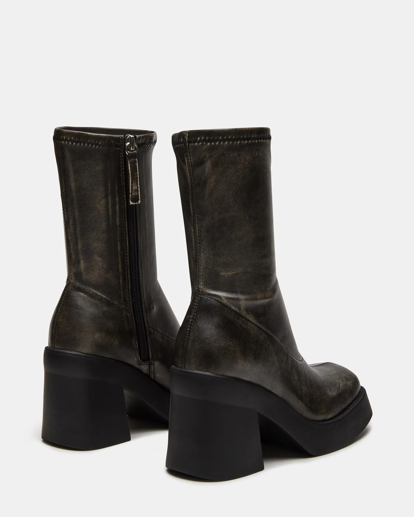 KLAYTON BROWN DISTRESSED sold by Steve Madden product image thumbnail 5