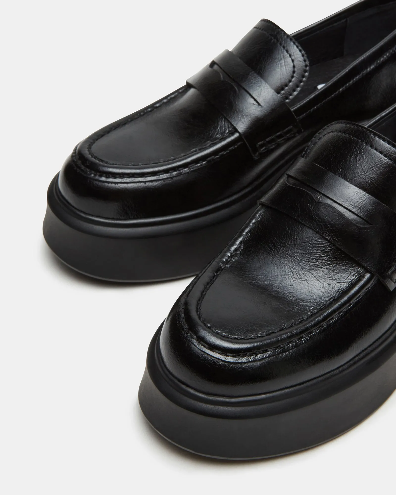 JUBAL BLACK LEATHER sold by Steve Madden product image thumbnail 3