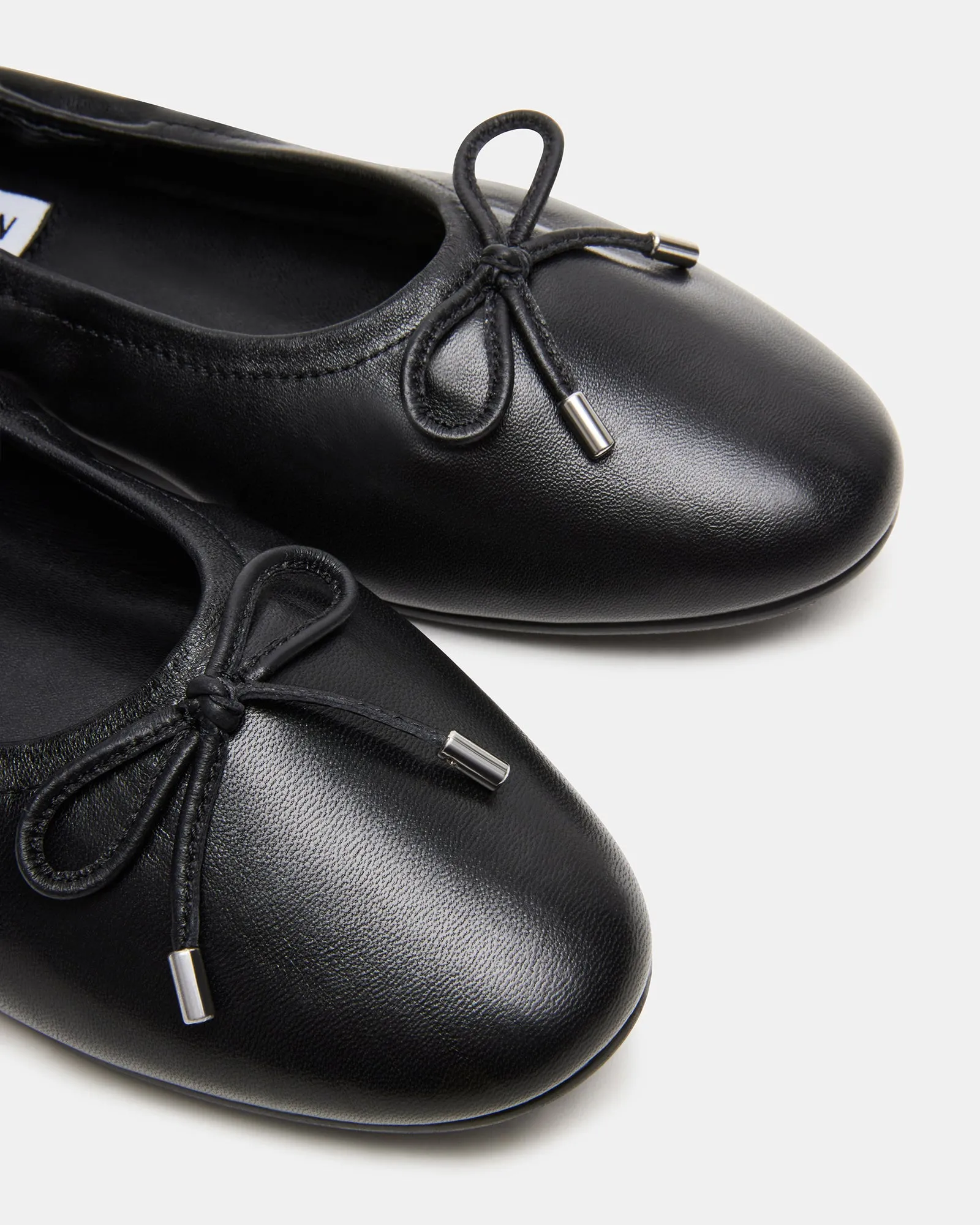 JESTER BLACK LEATHER sold by Steve Madden product image thumbnail 3