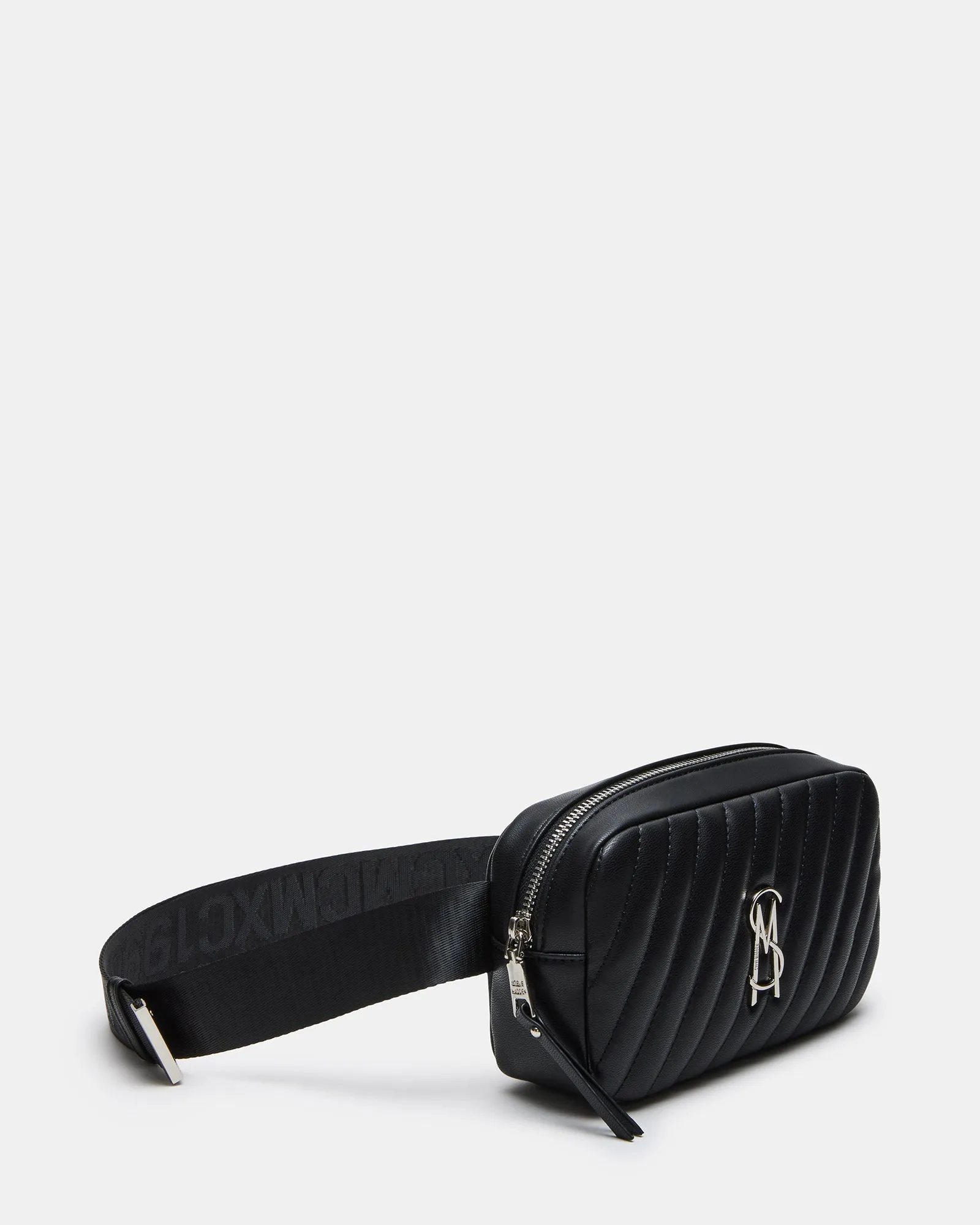 MACIEL BAG BLACK sold by Steve Madden product image thumbnail 4