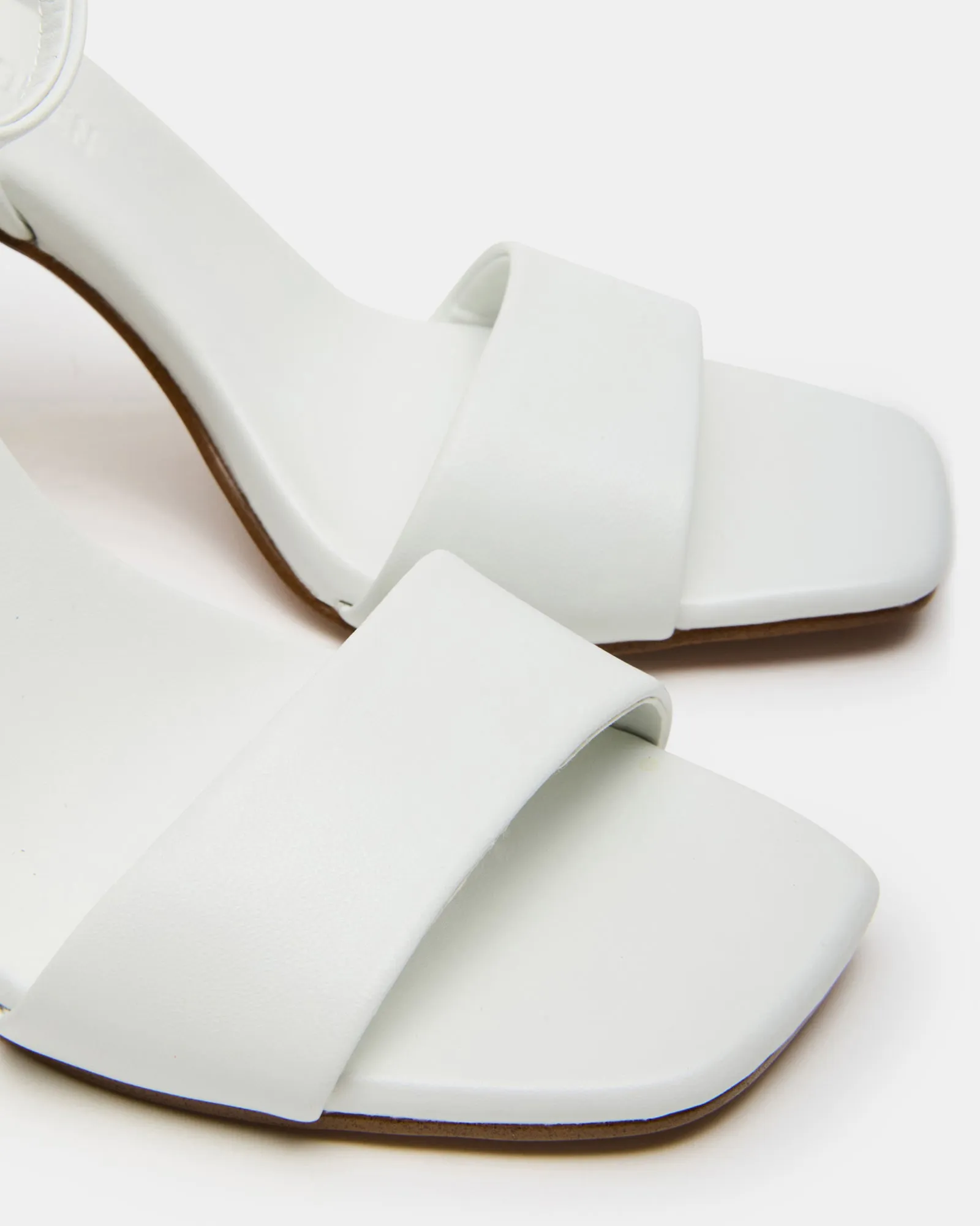MESSA WHITE LEATHER sold by Steve Madden product image thumbnail 3