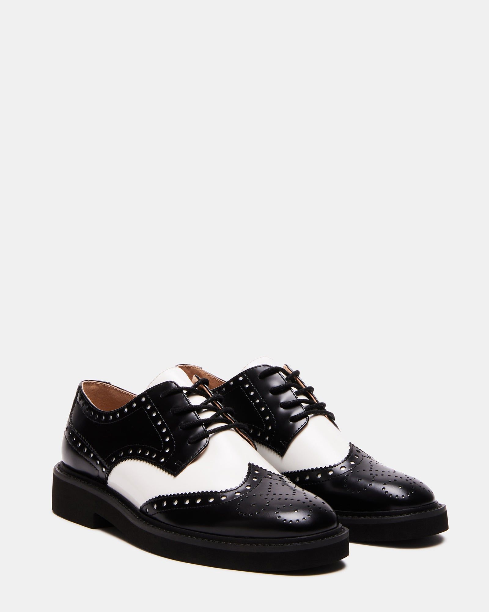 FREDDY BLACK/WHITE - SM REBOOTED sold by Steve Madden product image thumbnail 2