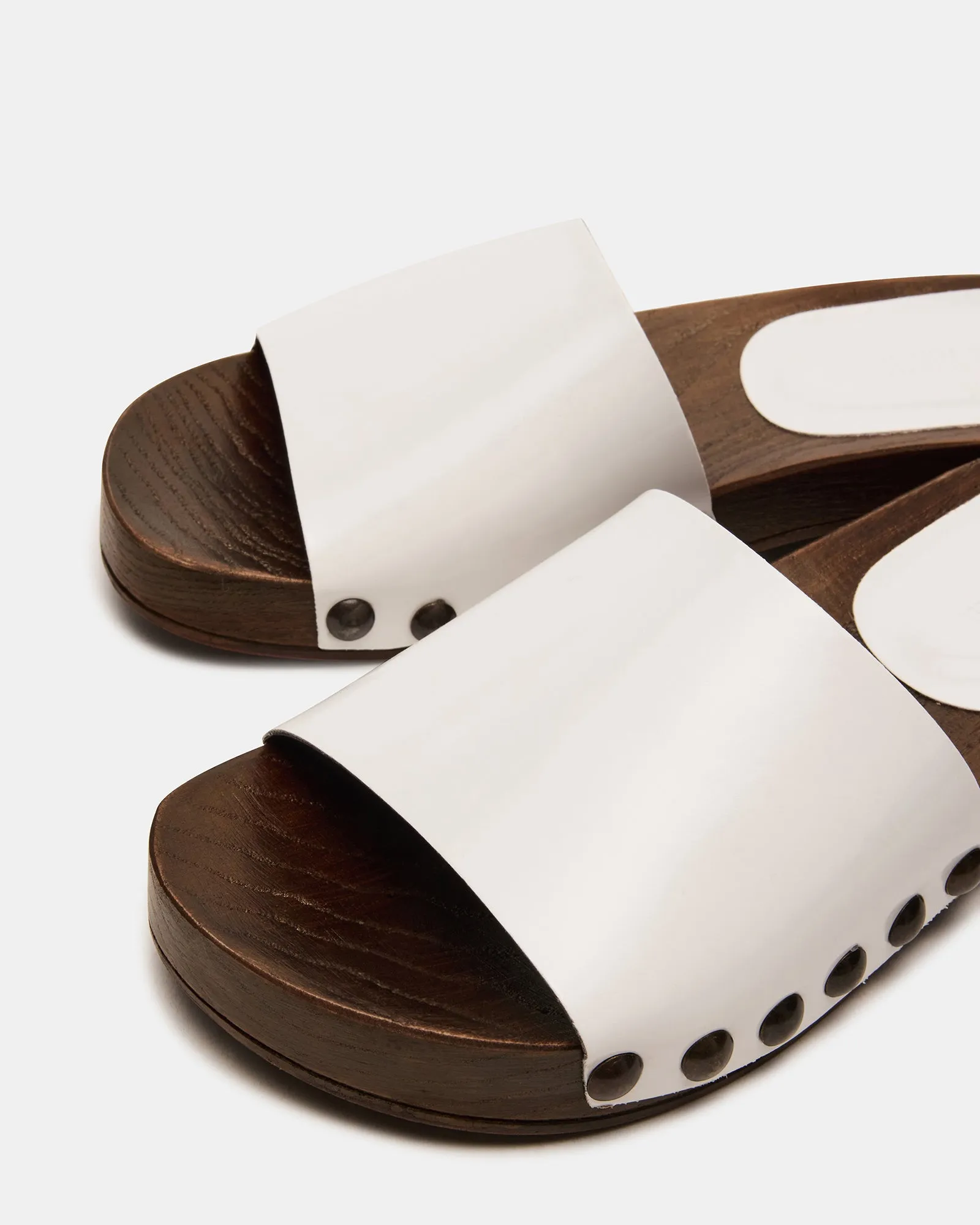 CENTO WHITE PATENT sold by Steve Madden product image thumbnail 3