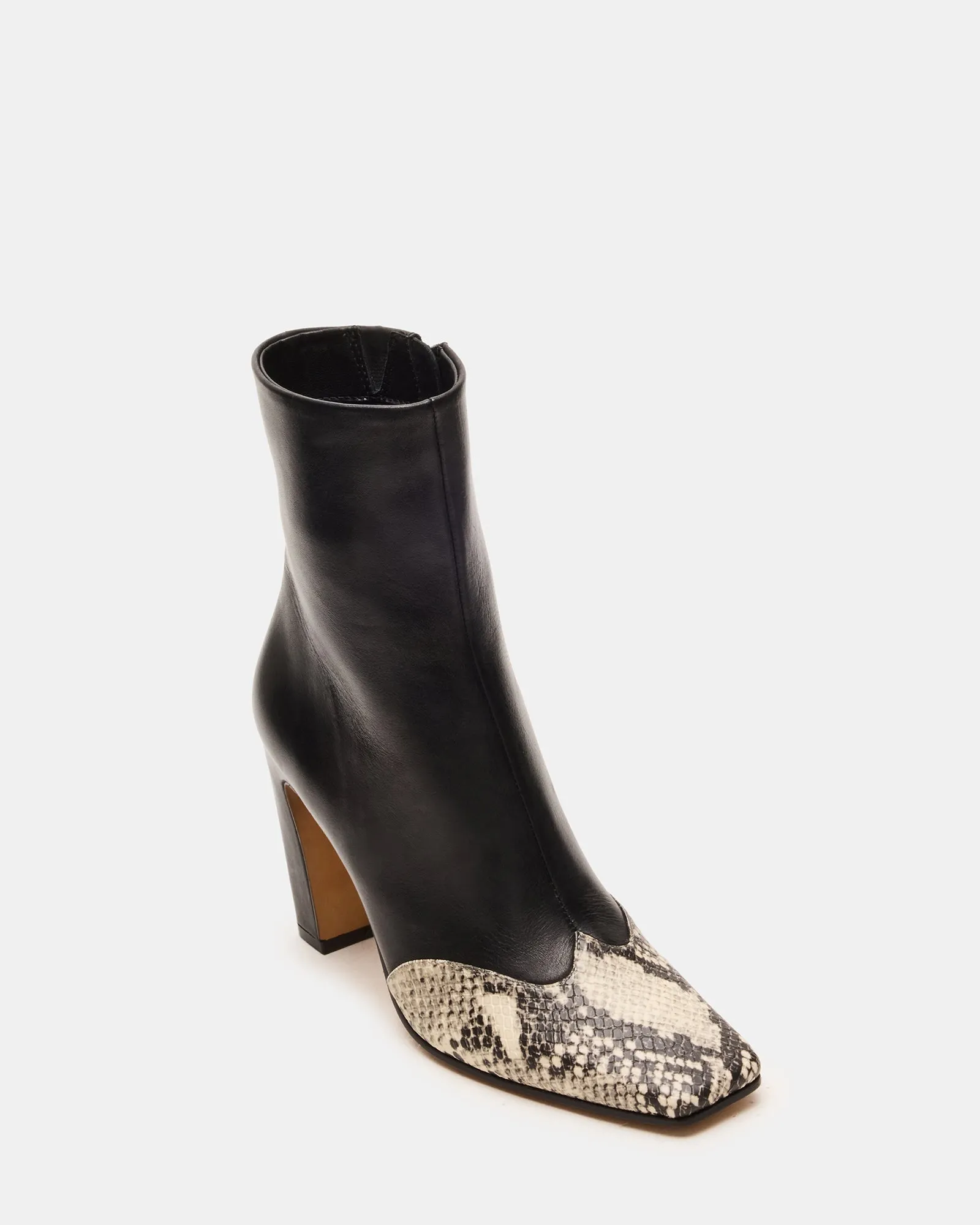 LYLE BLACK LEATHER WITH SNAKE sold by Steve Madden product image thumbnail 2