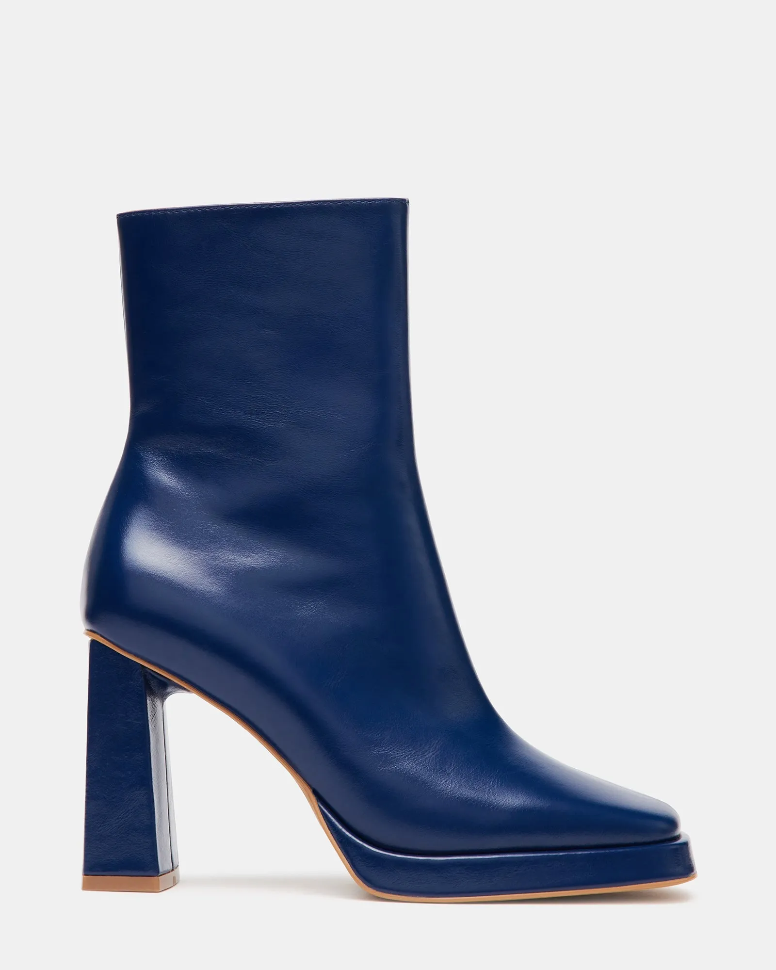 FREYA NAVY LEATHER - SM REBOOTED sold by Steve Madden