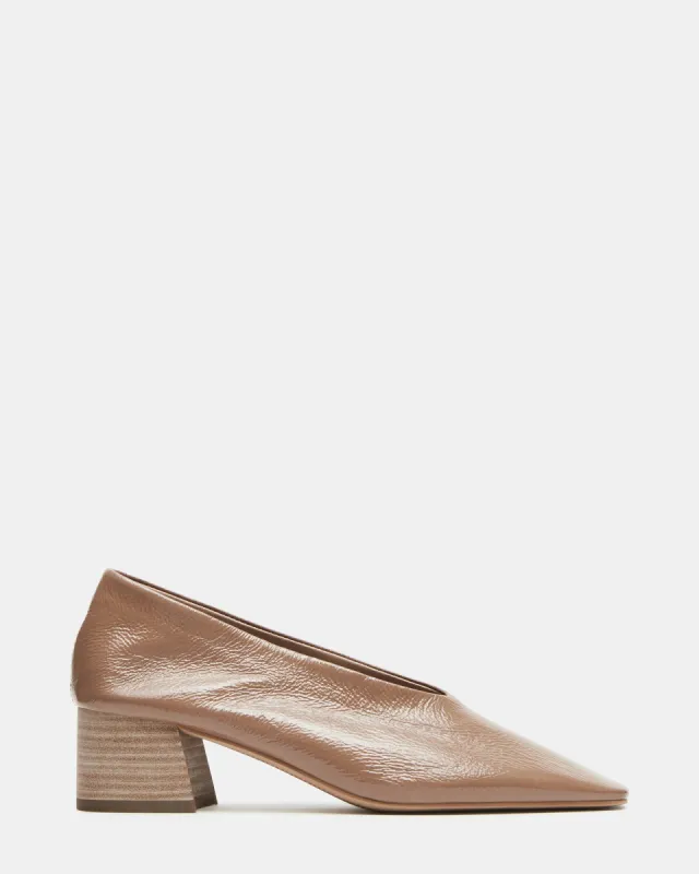 CLAUD CAMEL PATENT LEATHER - SM REBOOTED sold by Steve Madden