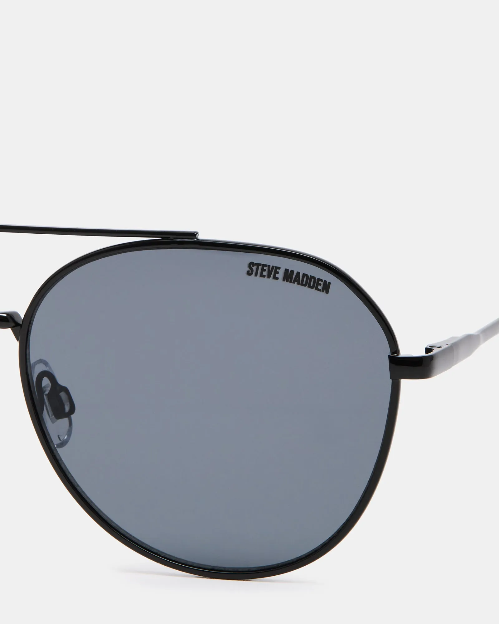AYDIN SUNGLASSES BLACK sold by Steve Madden product image thumbnail 2