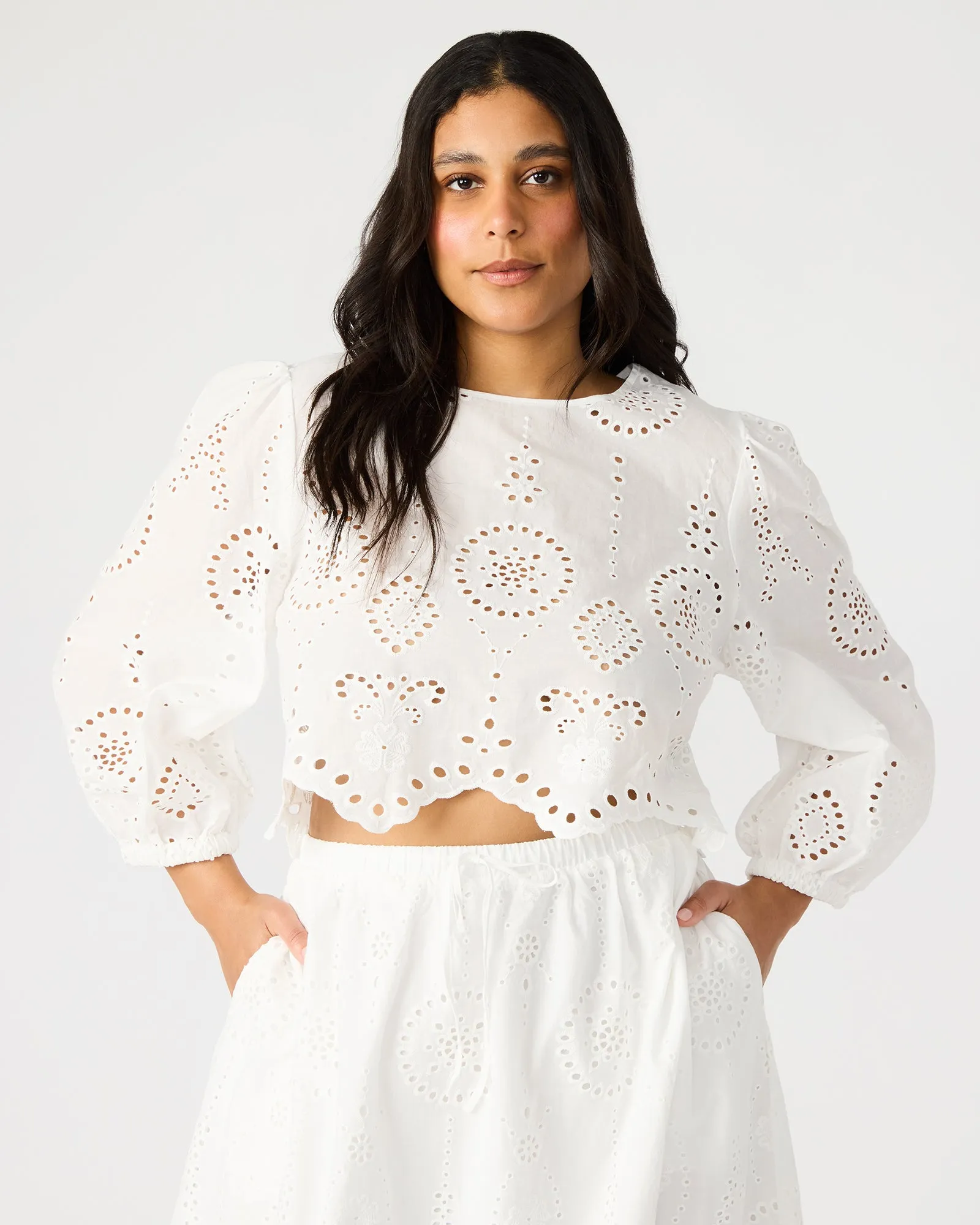 MEERA TOP WHITE sold by Steve Madden