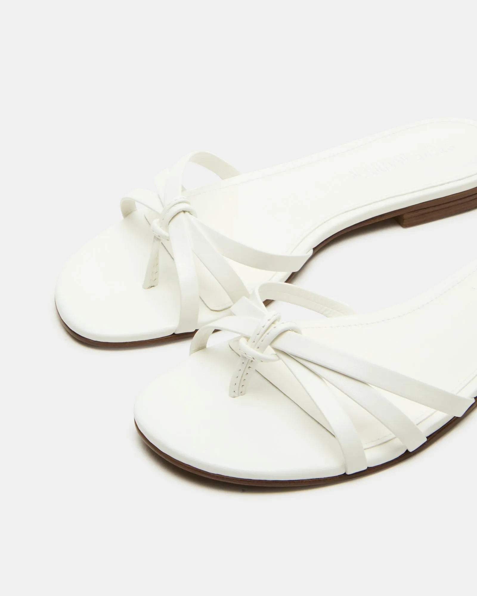 CALISSI WHITE LEATHER sold by Steve Madden product image thumbnail 3