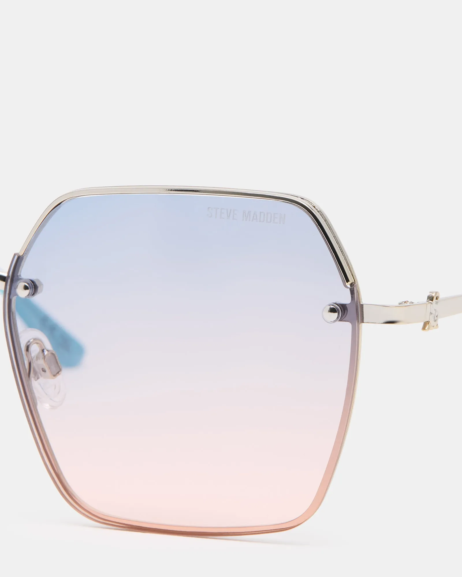 DAVIAN SUNGLASSES SILVER sold by Steve Madden product image thumbnail 2