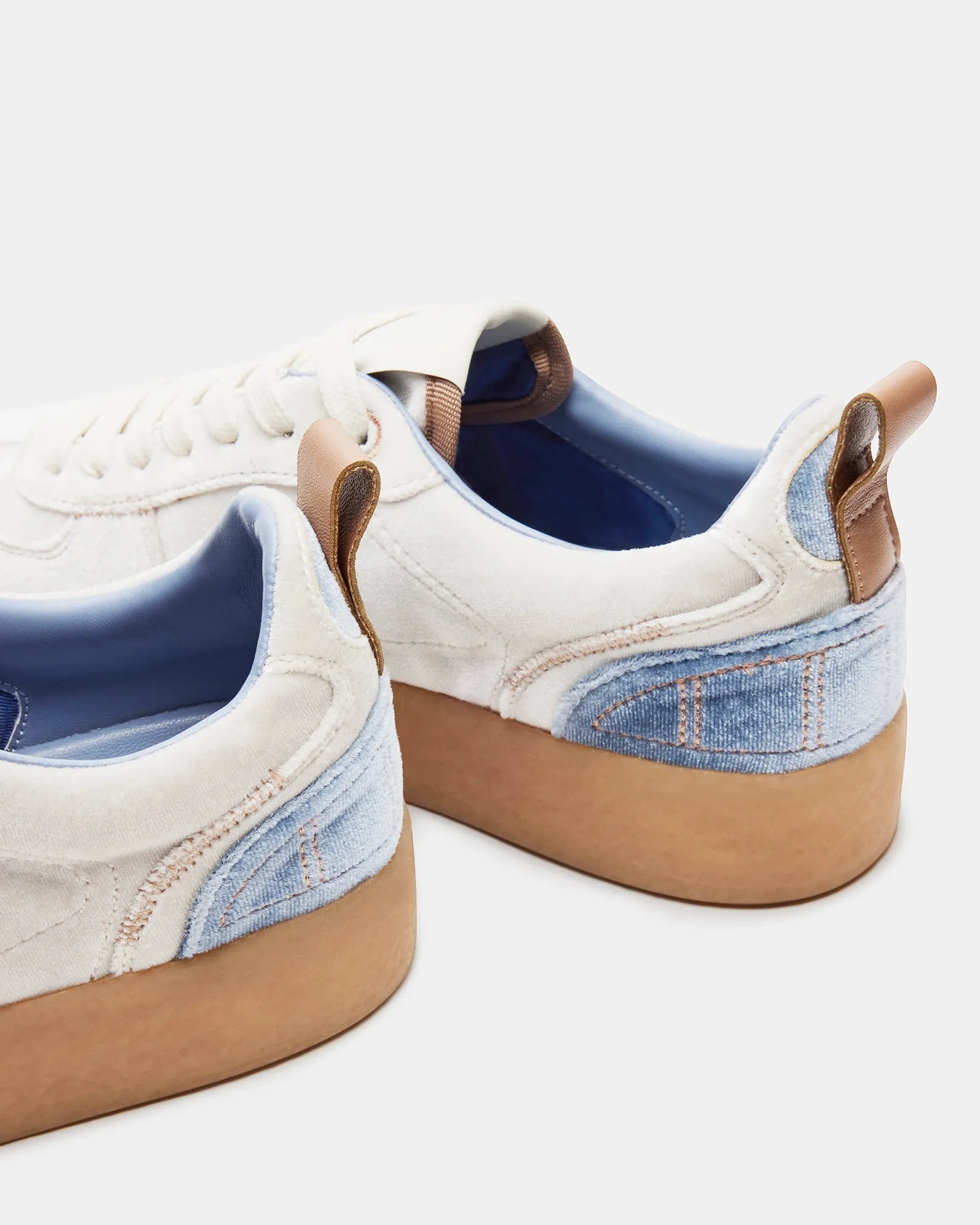 TUCKER WHITE - SM REBOOTED sold by Steve Madden product image thumbnail 4