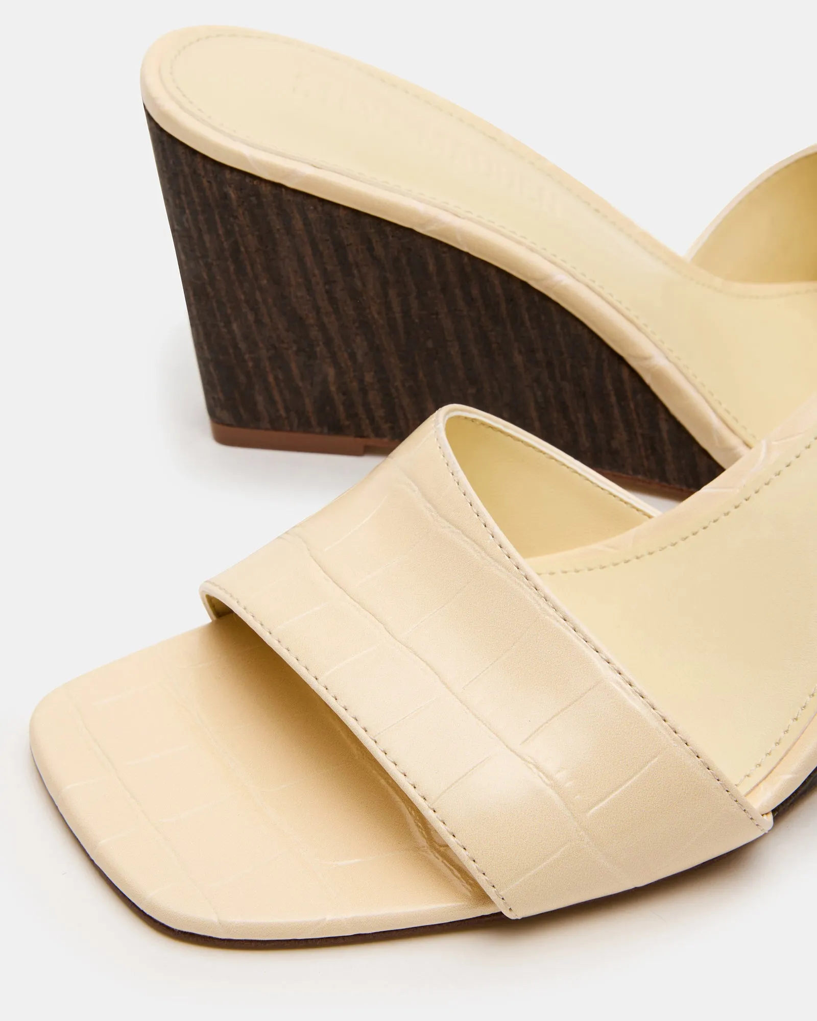 CURCIO BEIGE CROCODILE sold by Steve Madden product image thumbnail 3