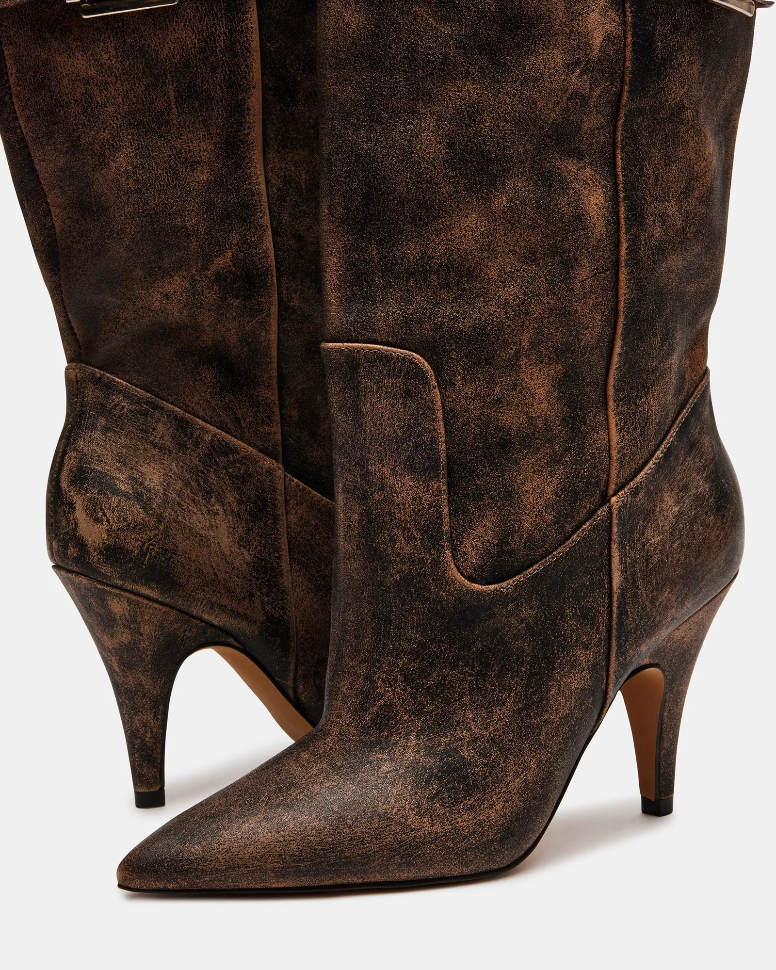 BADDIE BROWN DISTRESSED - SM REBOOTED sold by Steve Madden product image thumbnail 4