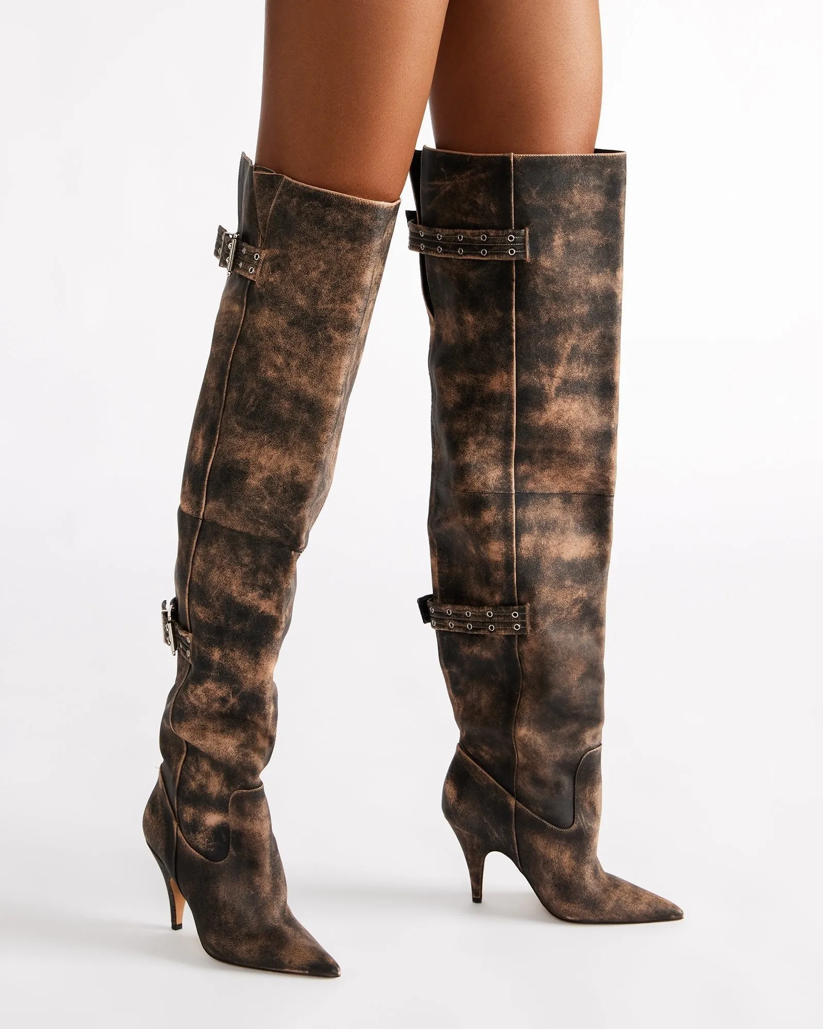BADDIE BROWN DISTRESSED - SM REBOOTED sold by Steve Madden product image thumbnail 2