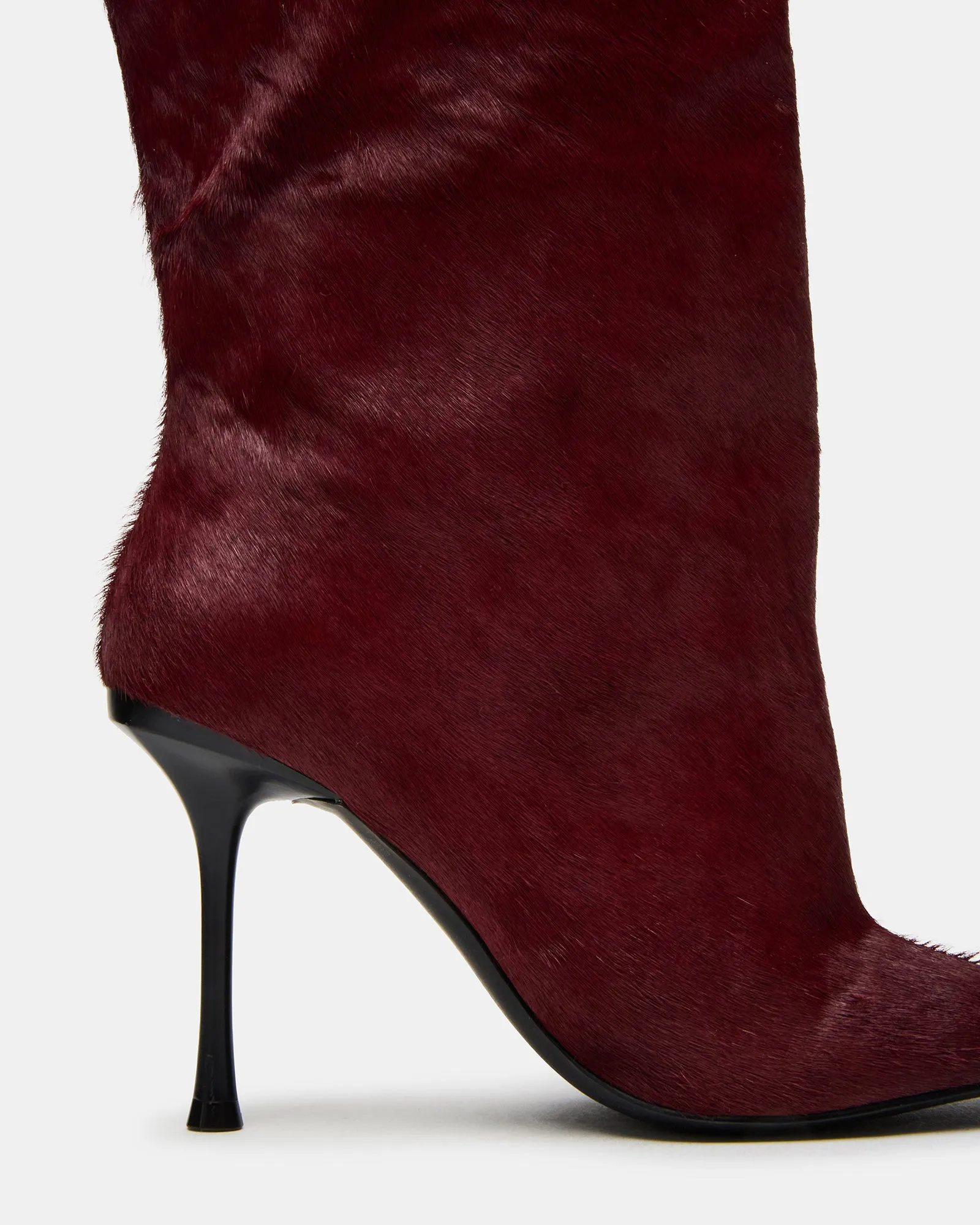 ALLURING RED sold by Steve Madden product image thumbnail 3