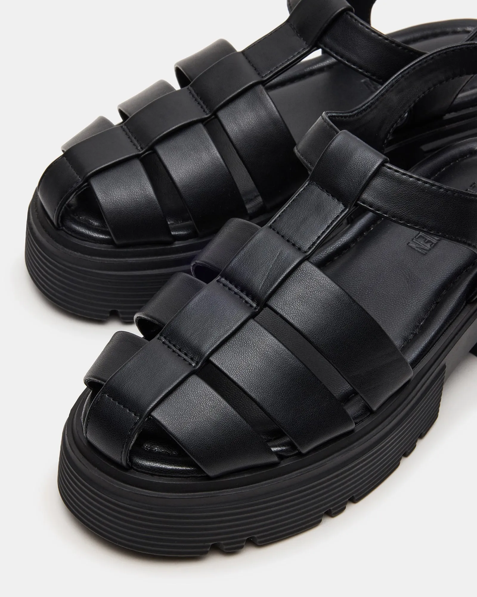 BASS BLACK sold by Steve Madden product image thumbnail 3