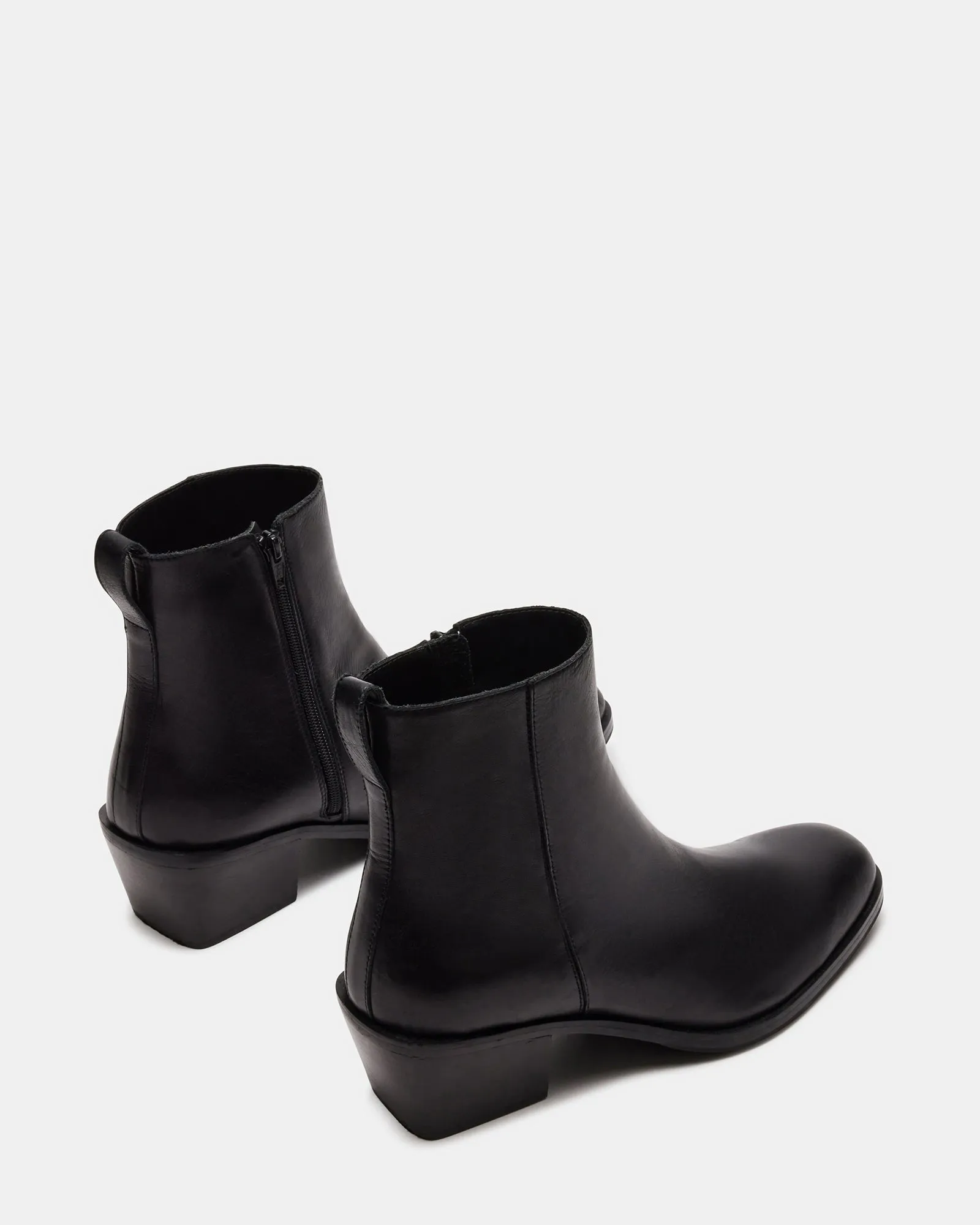 RICHIE BLACK LEATHER - SM REBOOTED sold by Steve Madden product image thumbnail 5