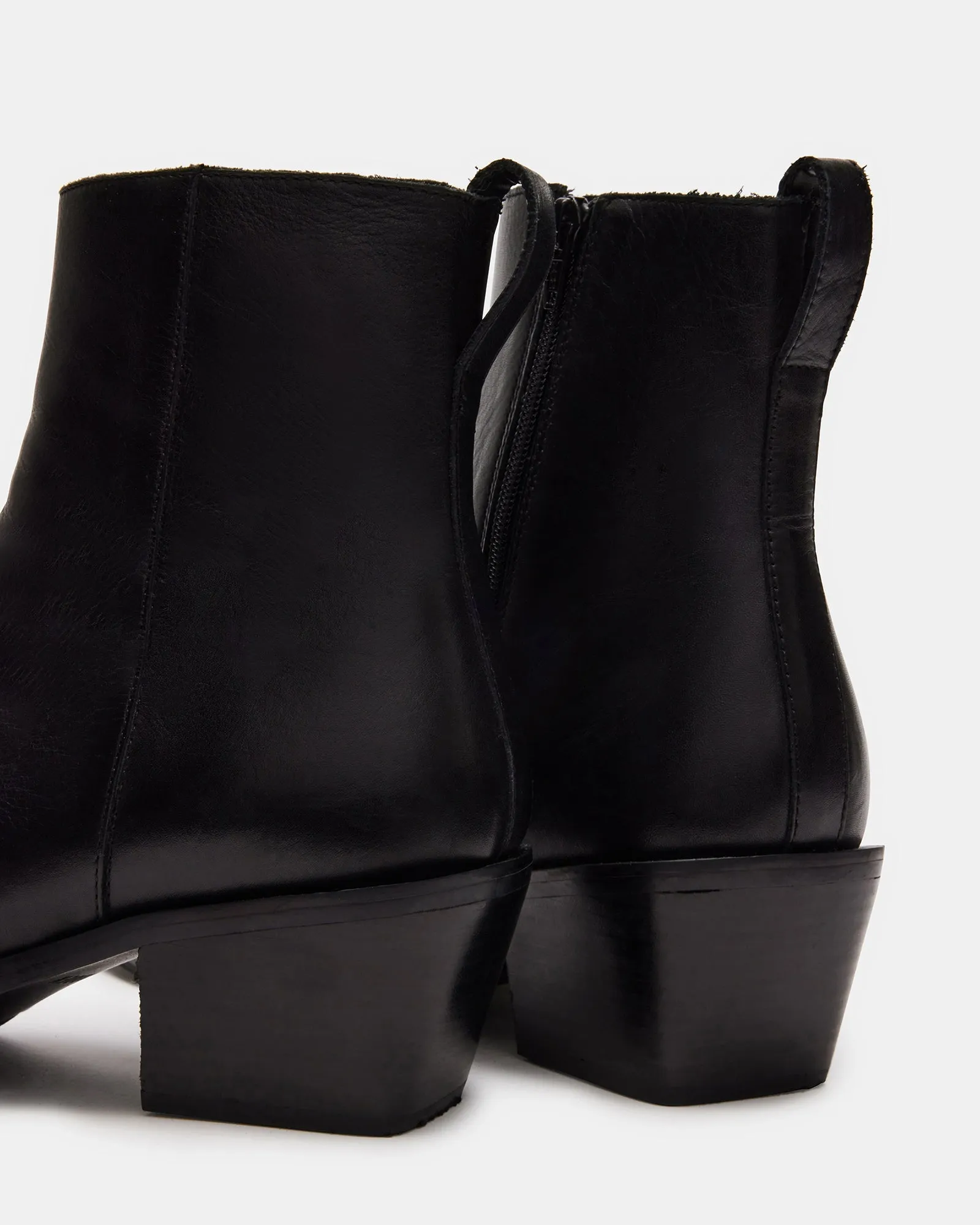 RICHIE BLACK LEATHER - SM REBOOTED sold by Steve Madden product image thumbnail 3