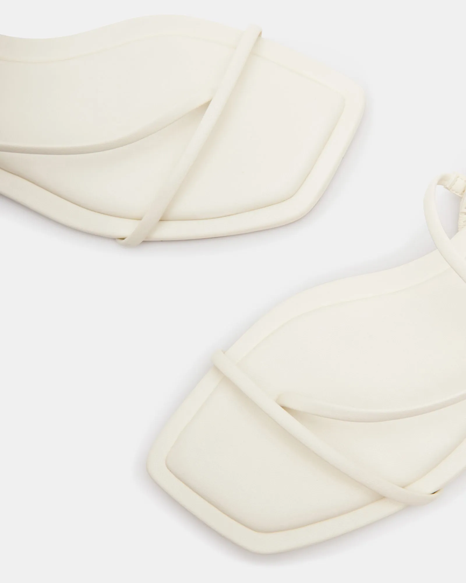 LYNLEY WHITE - SM REBOOTED sold by Steve Madden product image thumbnail 4