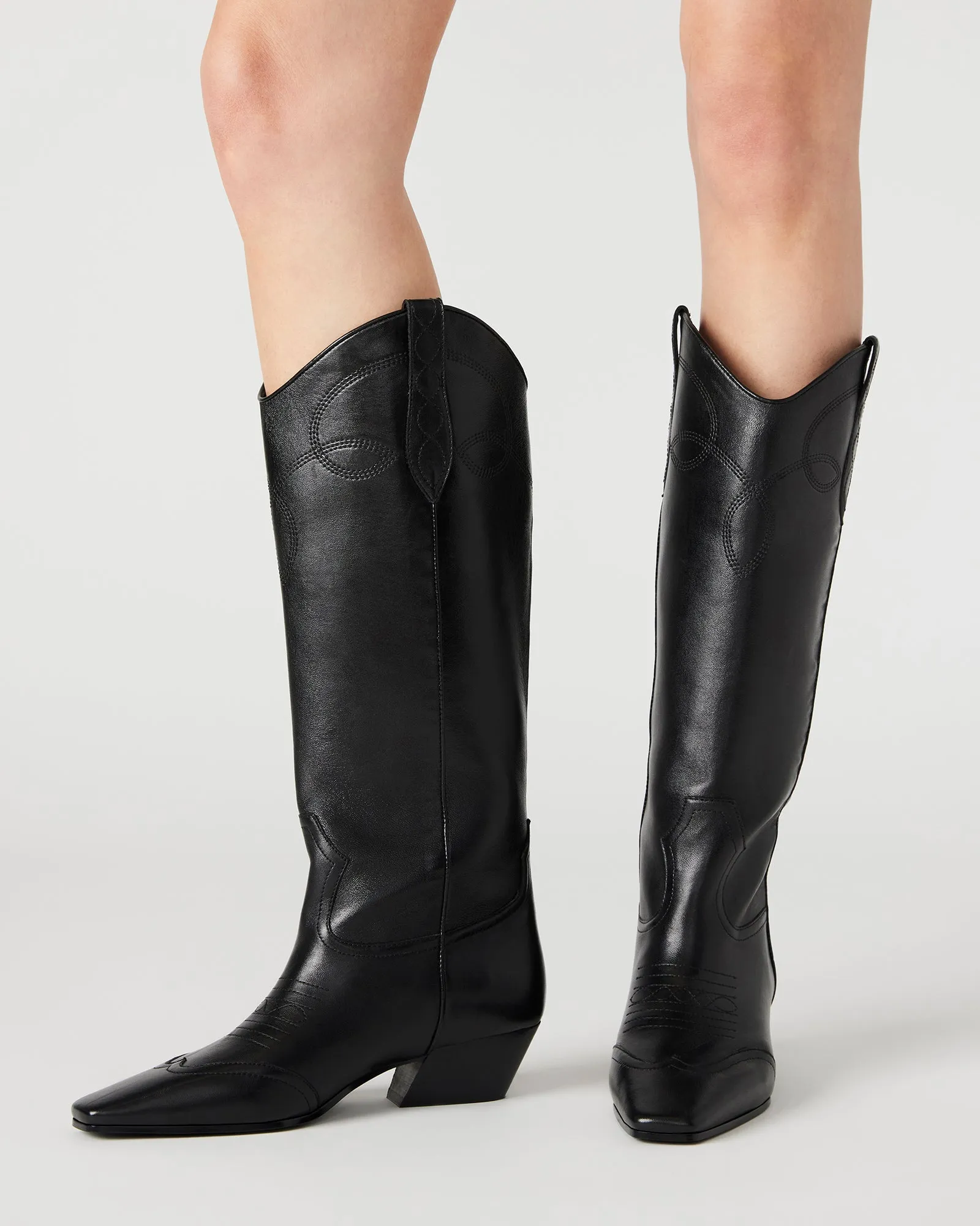 DOLLIE BLACK LEATHER - SM REBOOTED sold by Steve Madden product image thumbnail 2