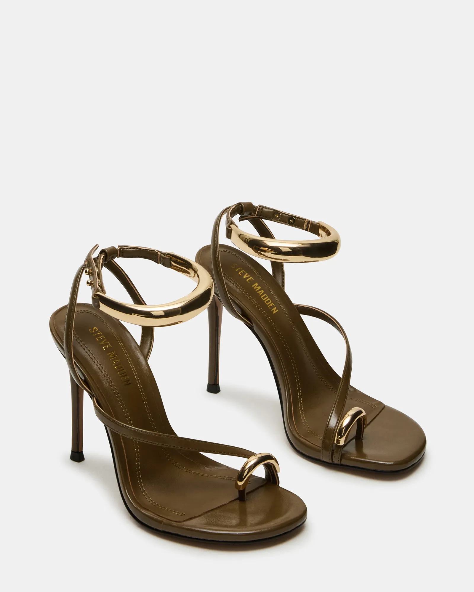 TIA OLIVE sold by Steve Madden product image thumbnail 2