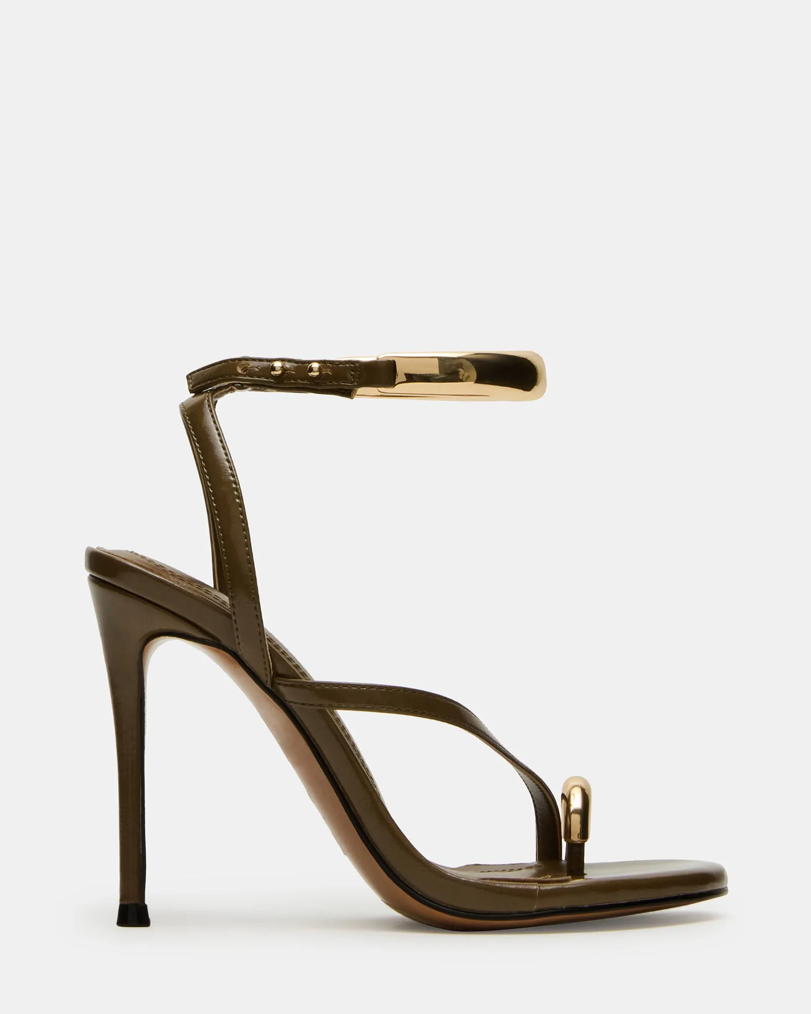 TIA OLIVE sold by Steve Madden