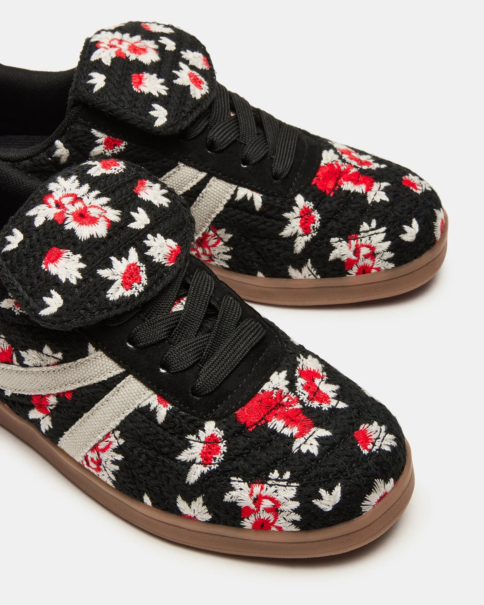 MADRID FLORAL MULTI - SM REBOOTED sold by Steve Madden product image thumbnail 4