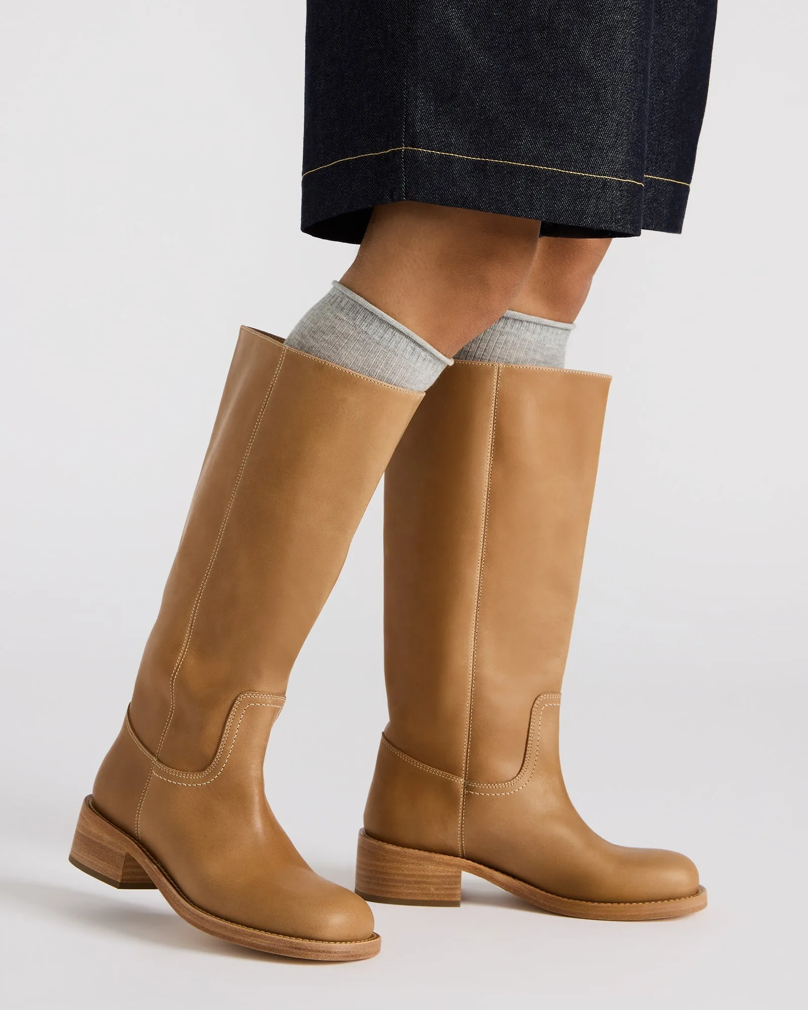 RIGGS BANANA LEATHER WIDE CALF - SM REBOOTED sold by Steve Madden product image thumbnail 2