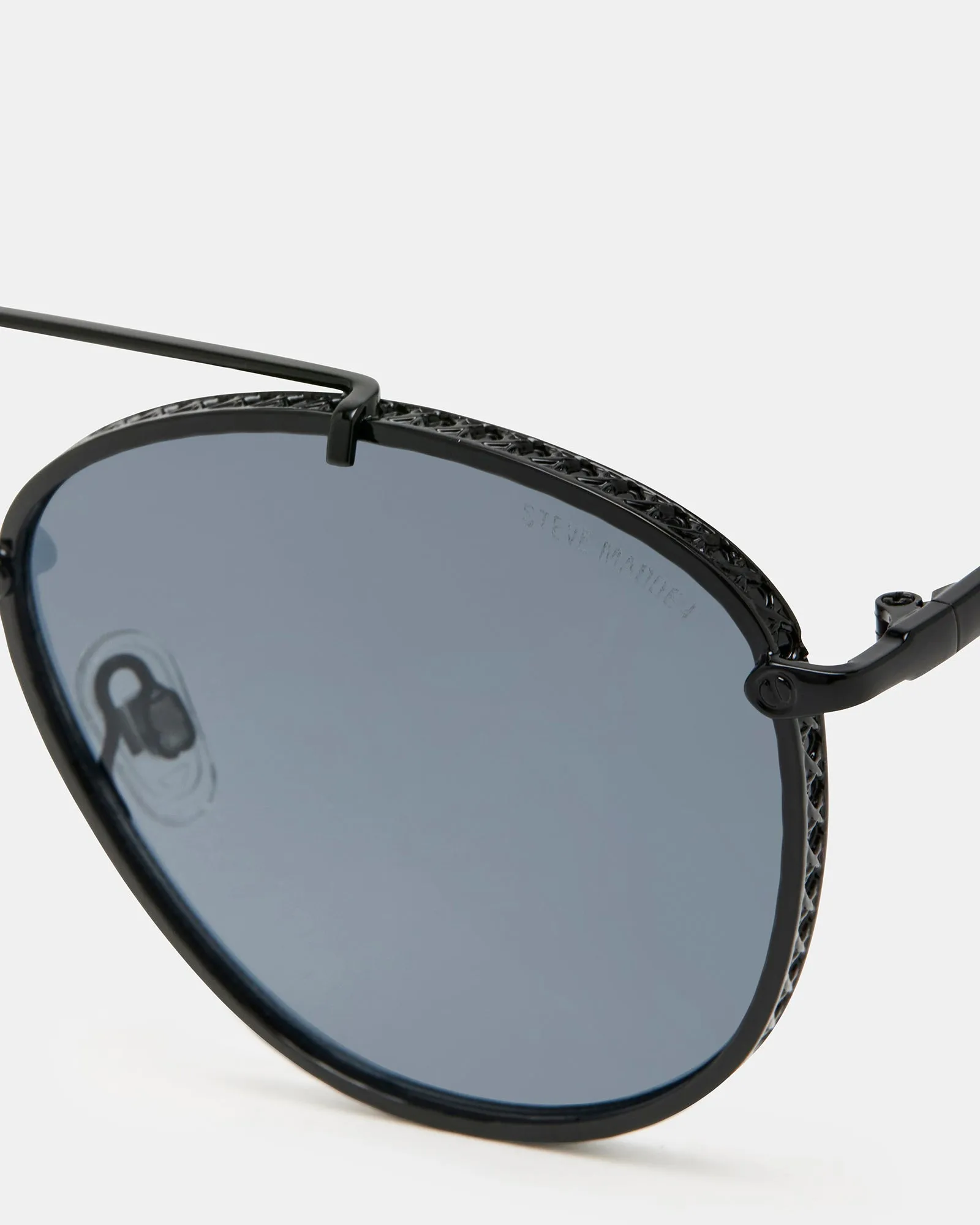 JOSYEE SUNGLASSES BLACK sold by Steve Madden product image thumbnail 3