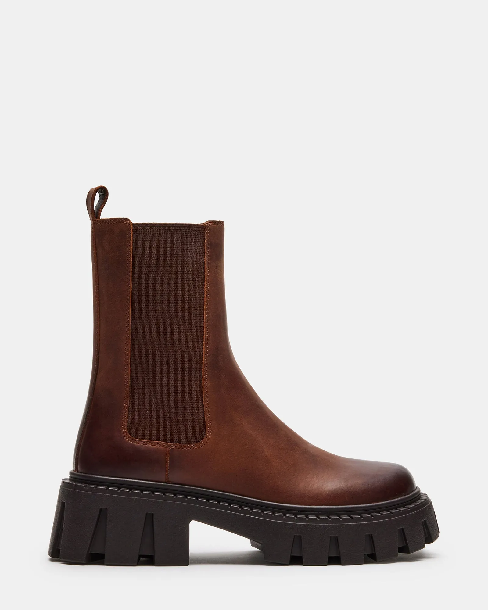 CHARGES BROWN DISTRESSED - SM REBOOTED sold by Steve Madden