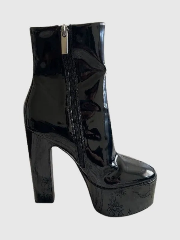 Platform boots - SM REBOOTED sold by Steve Madden