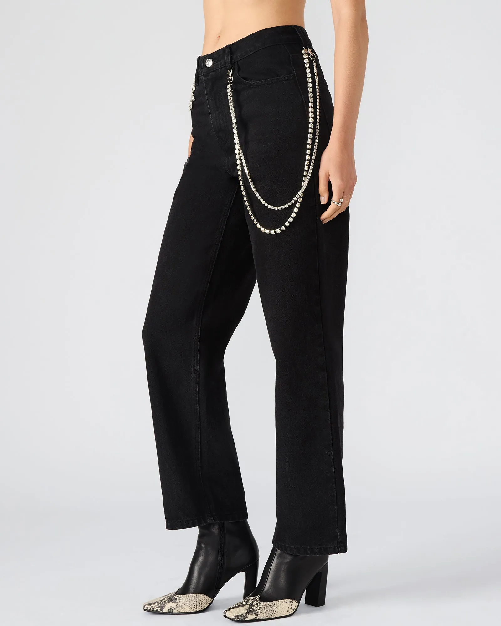 SWIFT JEAN BLACK sold by Steve Madden product image thumbnail 3