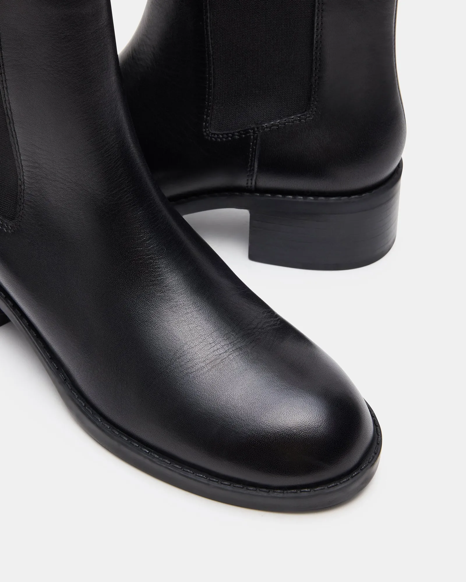 KAPLAN BLACK LEATHER sold by Steve Madden product image thumbnail 3